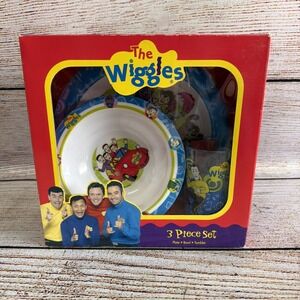 Brand New The Wiggles 3-Piece Dinnerware Set 2004 Trudeau Plate Bowl